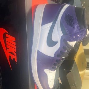 Court purple/white-Black